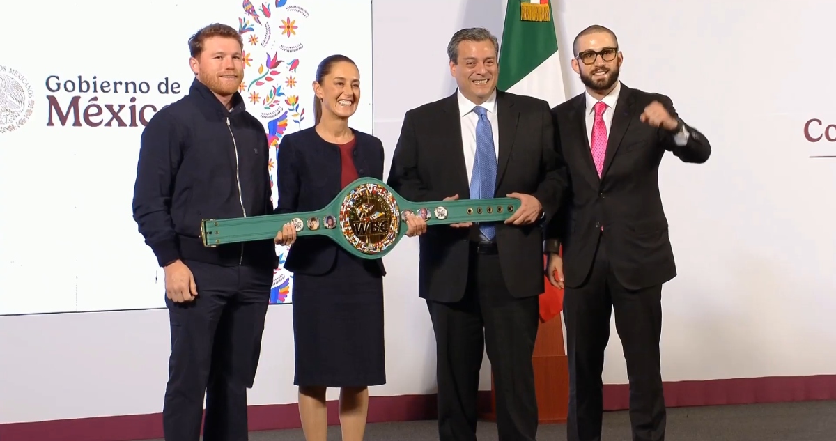 Canelo visita la conferencia matutina