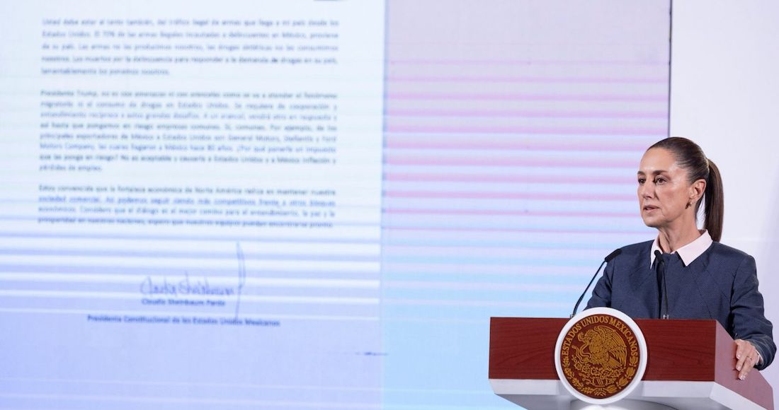 La Presidenta Claudia Sheinbaum Pardo lee en su conferencia de prensa en Palacio Nacional carta que le escribió al Presidente electo Donald Trump.