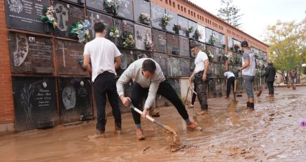 El jueves seguirá lloviendo en las provincias de Valencia y de Málaga, de nuevo con acumulaciones importantes que podrían superar 100 o 150 l/m2. Aún así, la predicción recoge que es probable que la inestabilidad se extienda a Andalucía Occidental.