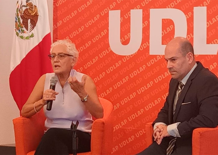 diana-alarcón-gonzález-en-un-evento-de-la-udlap