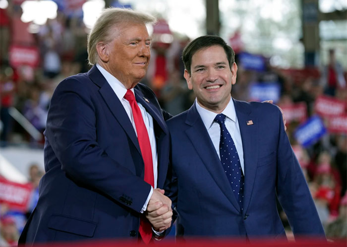 el-senador-republicano-marco-rubio-junto-a-donald-trump