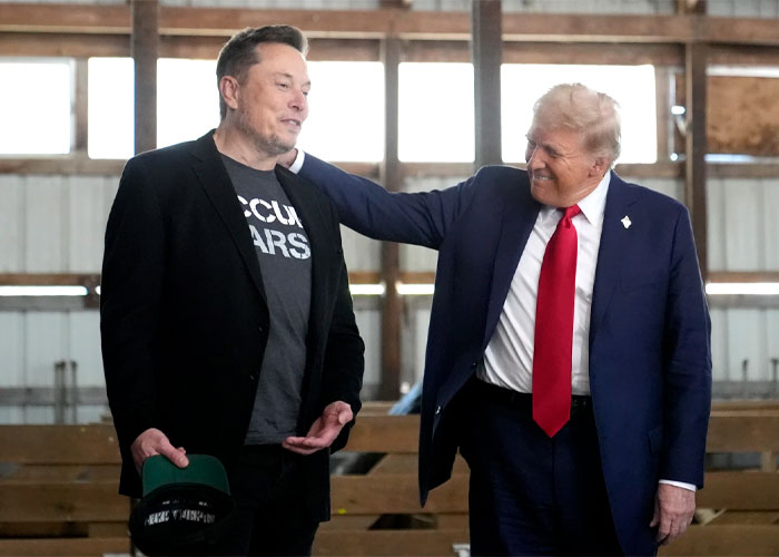 elon-musk-junto-a-donald-trump