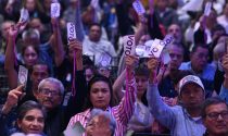 evento para dar a conocer la inscripción del Frente Cívico Nacional como partido.