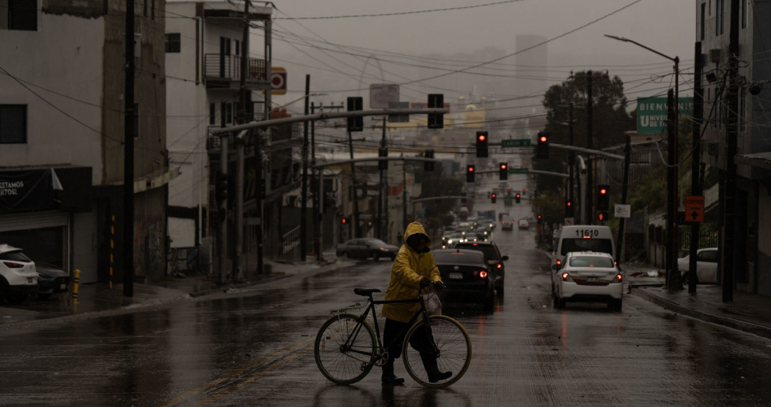 La masa de aire frío asociada a este frente cubrirá gran parte del territorio nacional, lo que provocará un notable descenso de temperatura en las regiones oriental y central de la República Mexicana.