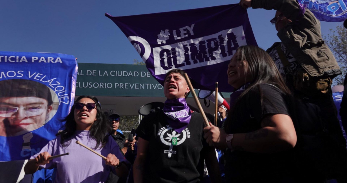 Alumnas del Instituto Politécnico Nacional apoyaron a sus compañeras que fueron víctimas de violencia digital a través de la Inteligencia Artificial.