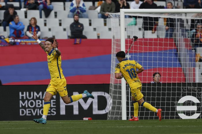 Las Palmas vence al Barcelona