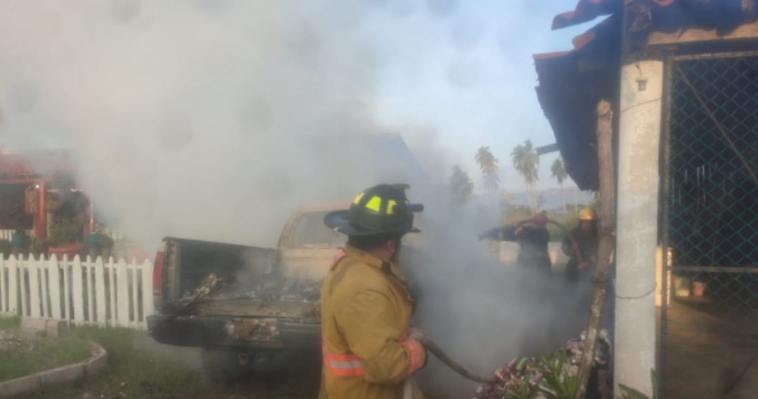 El hecho violento fue reportado a las 6:40 horas, señala el expediente ministerial. El reporte preliminar indica que hombres armados irrumpieron en una casa y atacaron a balazos a una familia.