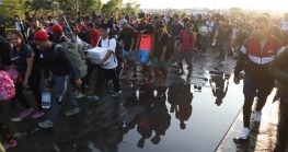 Una caravana de migrante que buscan llegar a los Estados Unidos