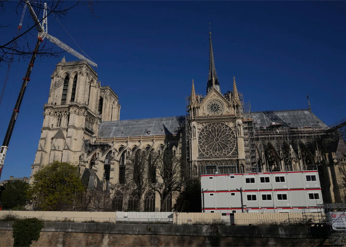 ¿Por qué luce inacabada la catedral de Notre Dame?