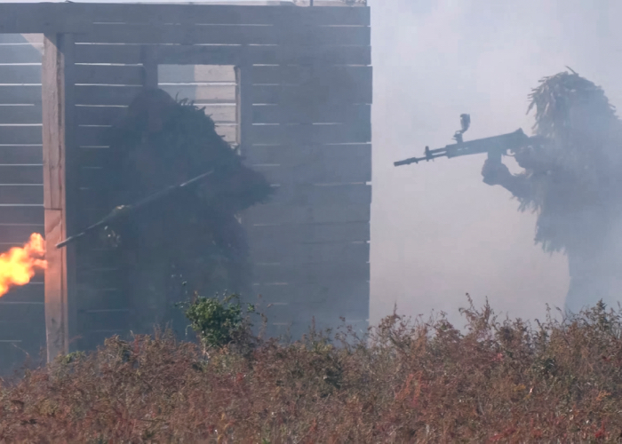 Soldados rusos durante un combate en Ucrania