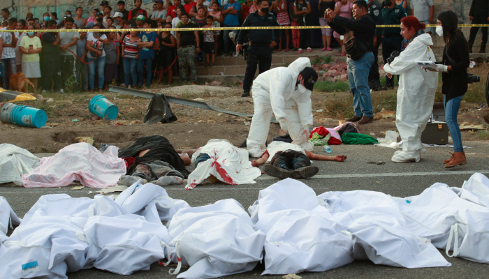 Seis detenidos con cargos por tráfico de migrantes en operativo entre Guatemala, Estados Unidos y México.