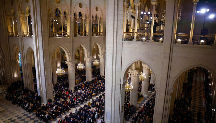 Macron ha calificado la reapertura de Notre Dame como “un rayo de esperanza”. Los expertos dicen que esperaba que la ocasión silenciara brevemente a sus críticos y fuera una muestra de la unidad.