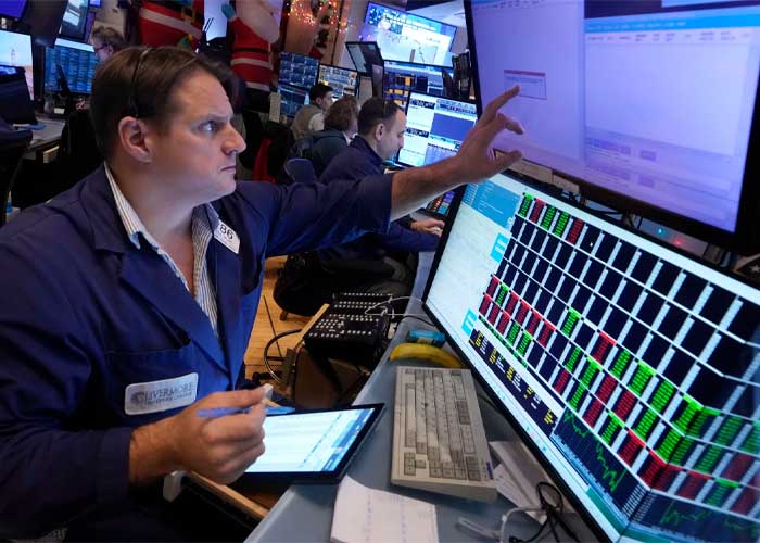 El índice Dow Jones registra una caída de más de mil puntos