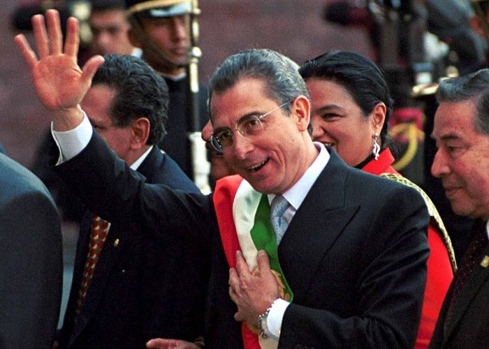 Ernesto Zedillo asumió la Presidencia en 1994, 19 días después comenzó la crisis económica.