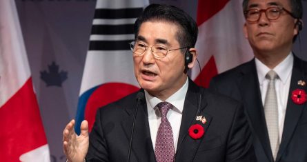 Autoridades de Corea del Sur detienen a exministro de Defensa que recomendó imponer la Ley marcial