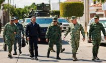 Harfuch en Sinaloa para revisar estrategia de seguridad