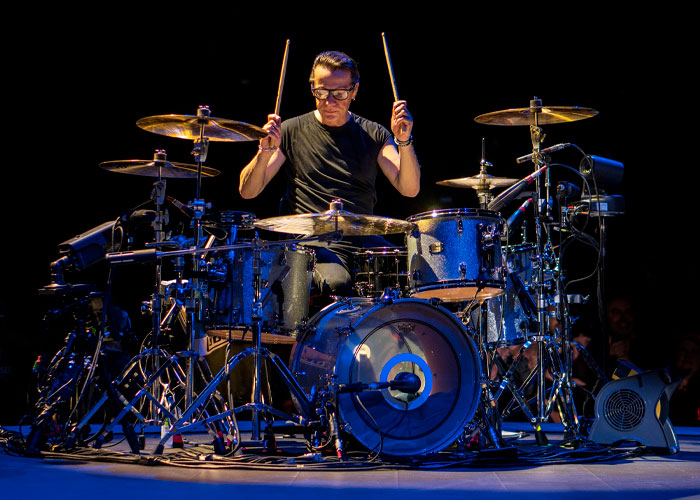 Larry Mullen Jr. baterista de U2, revela que padece discalculia