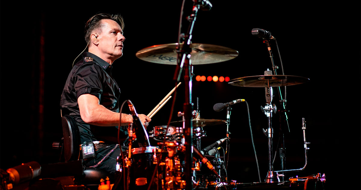 Larry Mullen Jr. baterista de U2, revela que padece discalculia