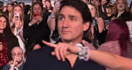 Una foto de Trudeau se vuelve meme