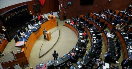 El Senado de México aprobó una reforma que obligará a los pasajeros de cruceros a pagar una cuota de 42 dólares a su llegada a los puertos del país.