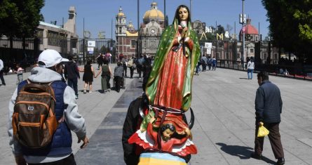 La Virgen de Guadalupe ha convivido desde el origen de México como tal, a partir de la Conquista y de los primeros ritos de la nueva sociedad.