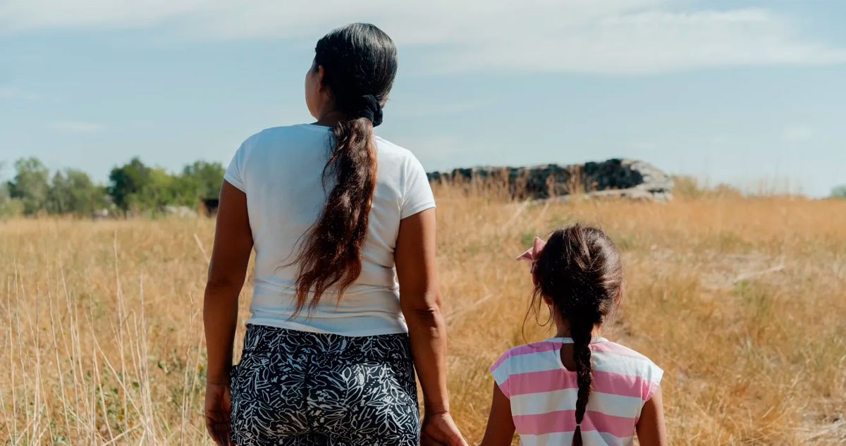 Organización en pro de los derechos humanos lanza campaña a favor de los migrantes de Estados Unidos.