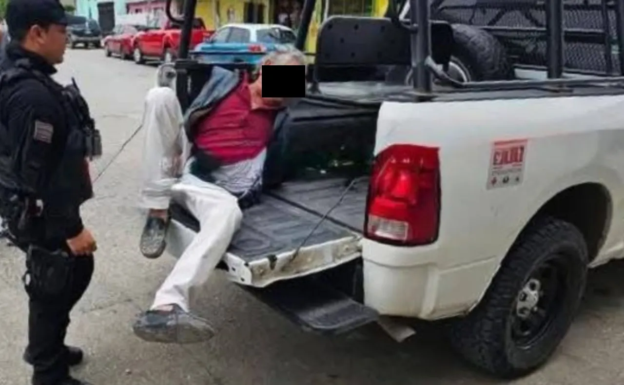 adulto mayor detenido por robar cacahuates