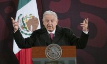 El entonces Presidente Andrés Manuel López Obrador en conferencia de prensa.