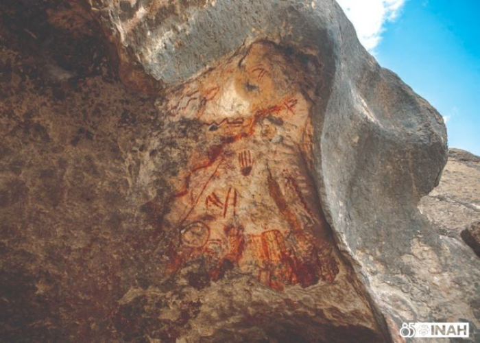 El antes de la pintura rupestre robada en la cueva de Coahuila.