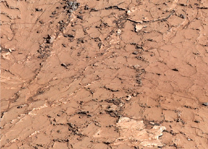 Estudio señala que en Marte había agua líquida estancada