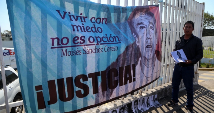 El 2 de enero, Jorge Sánchez, periodista e hijo del también periodista Moisés Sánchez Cerezo, asesinado hace 10 años, se presentó en una conferencia de prensa con la Gobernadora de Veracruz, Rocío Nahle.