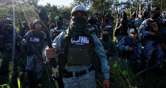 Hombres armados del Cártel Jalisco Nueva Generación (CJNG) en Morelia, Michoacán.