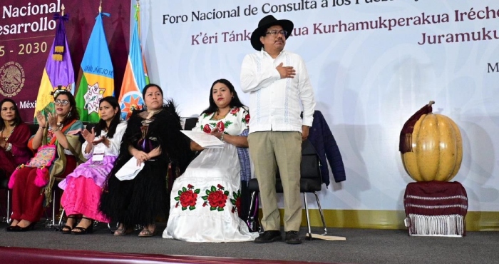 Indígenas y afromexicanos contribuyen al Plan Nacional de Desarrollo.