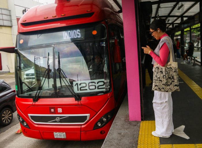 Metrobús horario