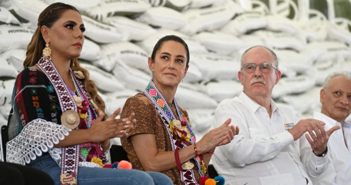 Sheinbaum inicia entrega de fertilizantes en Guerrero.