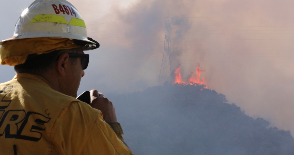 vientos en santa ana ponen en alerta a California