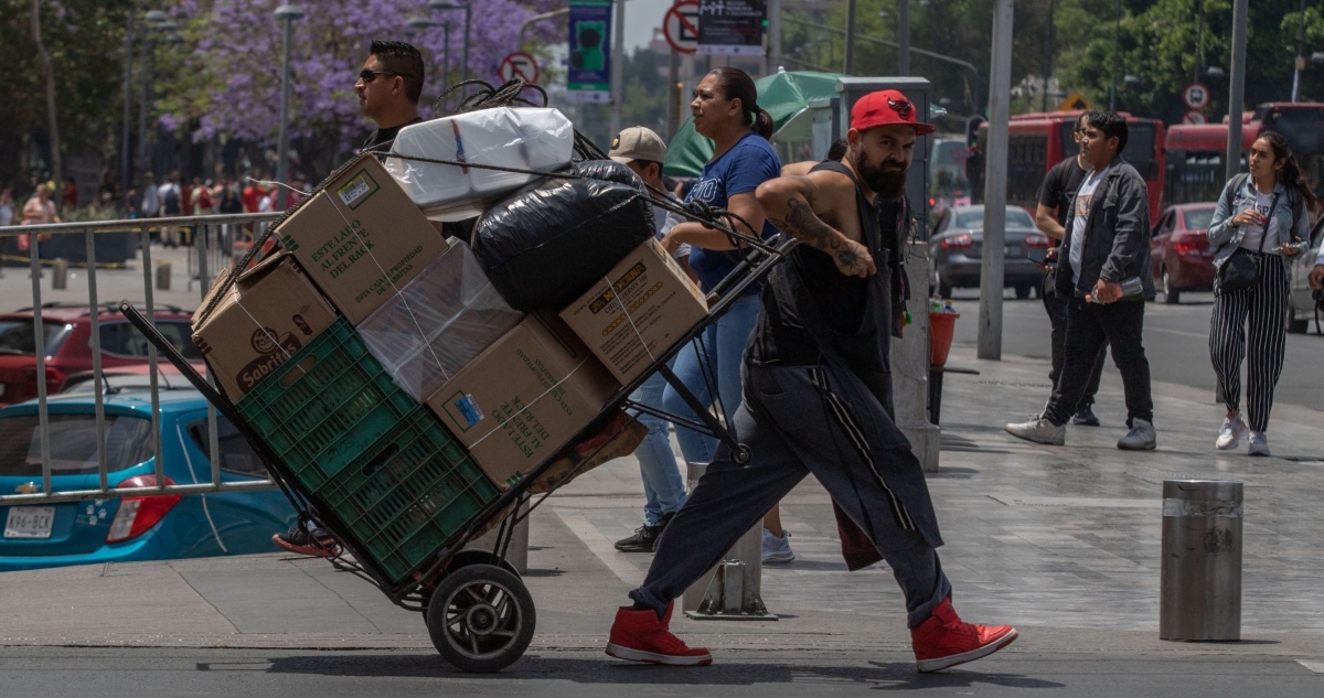 Pobres porque quieren, ensayo urgente contra el mito meritocrático y la desigualdad.