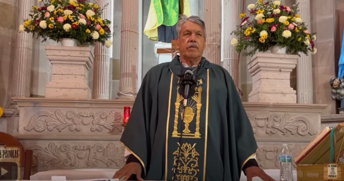 VIDEO ¬ Lilly y Marko enojan a sacerdote: “Váyanse de México o apoyen a Presidenta”